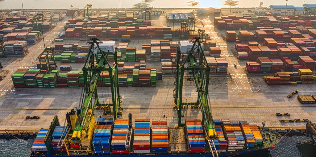 EDIFACT harbors all major industries in France and Europe.